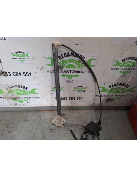 [113278] ELEVALUNAS DELANTERO DERECHO - NISSAN ECO - T 100.45/78 KW/E2 (01/1996 - ...)