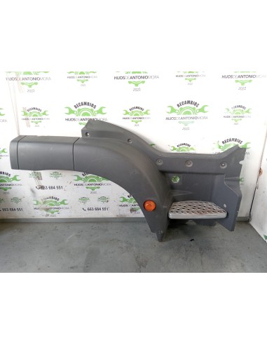 [113261] GUARDABARROS BAJO CABINA DERECHO - MAN...