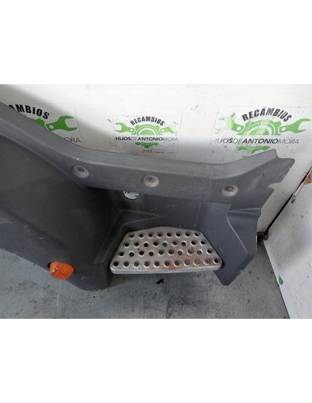 [113261] GUARDABARROS BAJO CABINA DERECHO - MAN TG-M 12.XXX