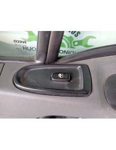 [113196] PUERTA DELANTERA DERECHA - IVECO DAILY CAJA CERRADA 2