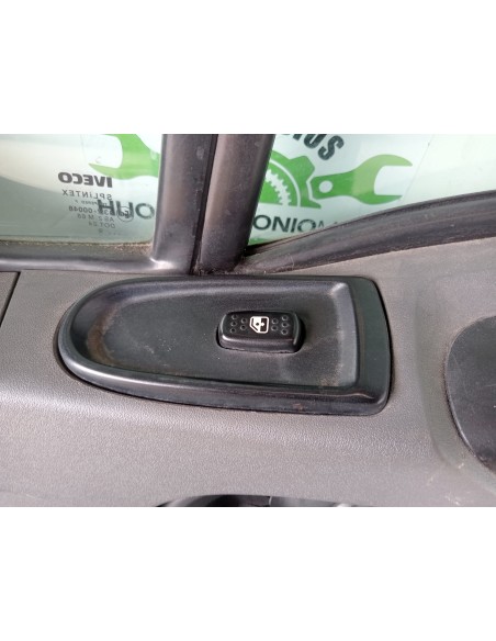 [113196] PUERTA DELANTERA DERECHA - IVECO DAILY CAJA CERRADA