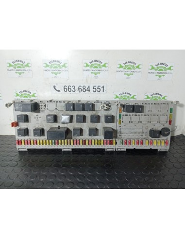 [113184] CAJA RELES / FUSIBLES - SCANIA SERIE 4...
