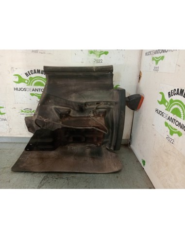 [113178] GUARDABARROS FIJO CABINA DERECHO -...