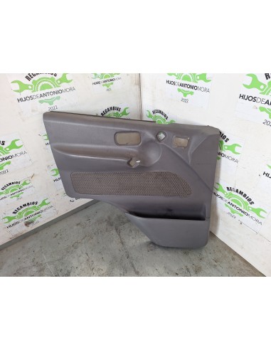 [113076] GUARNECIDO PUERTA DELANTERA IZQUIERDA...