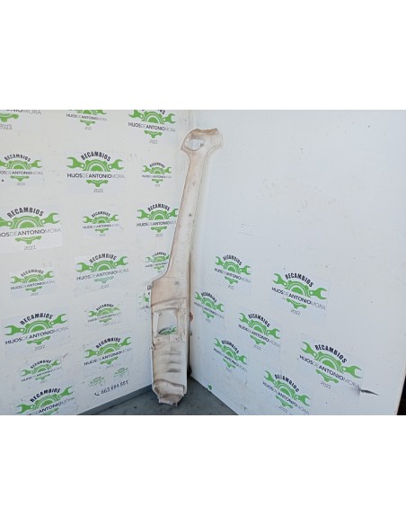 [113063] PILASTRA CABINA DERECHA - NISSAN ATLEON