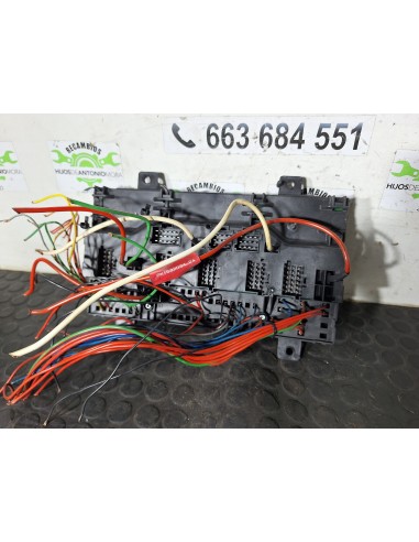 [113041] CAJA RELES / FUSIBLES - VOLVO FH 13