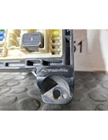 [113034] CAJA RELES / FUSIBLES - RENAULT MAXITY...