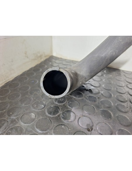 [112932] TUBO DE AGUA - IVECO DAILY CAJA CERRADA