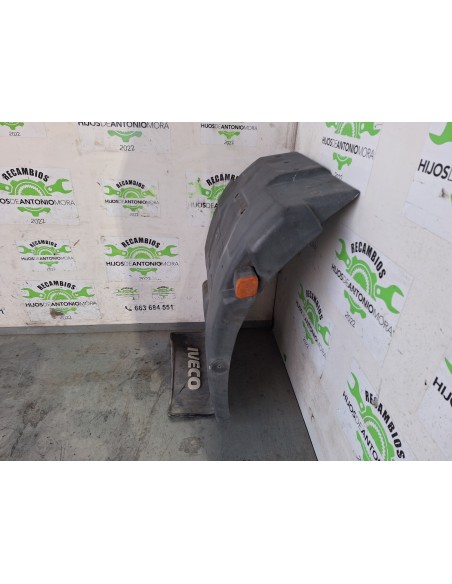 [112912] GUARDABARROS FIJO CABINA DERECHO - IVECO EUROCARGO (01/1991 - 12/2001)