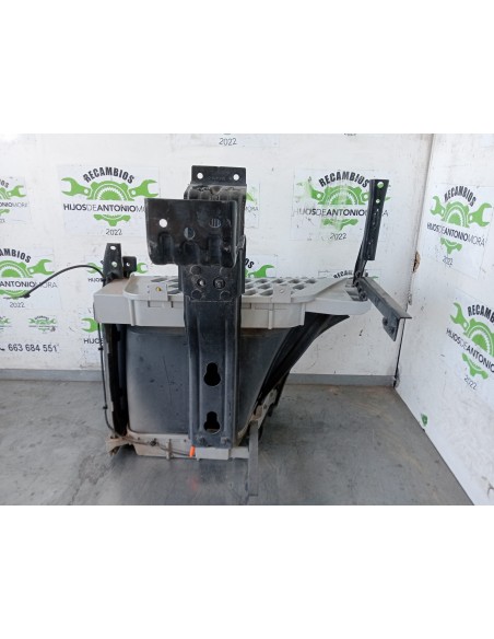 [112893] ESTRIBO DELANTERO DERECHO - VOLVO FH 13