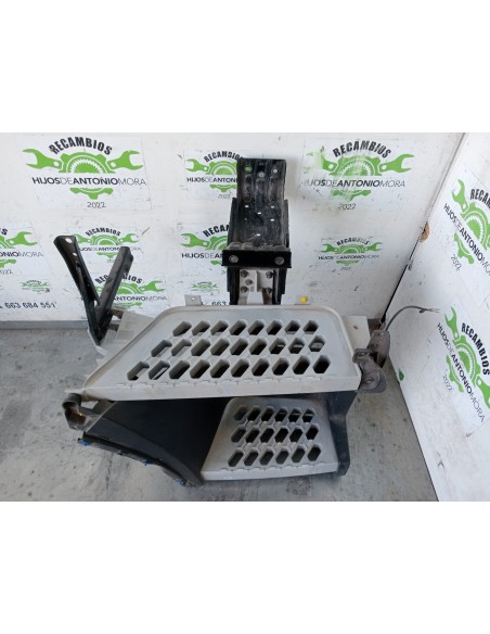 [112893] ESTRIBO DELANTERO DERECHO - VOLVO FH 13