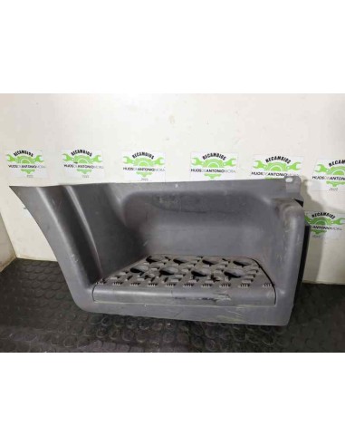 [112857] ESTRIBO DELANTERO DERECHO - NISSAN...