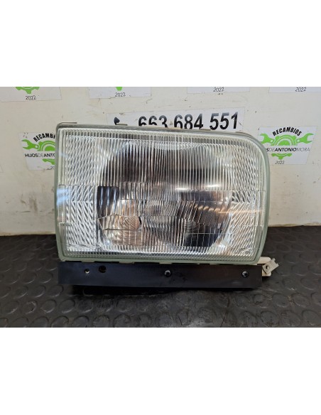 [112786] FARO DERECHO - NISSAN CABSTAR E (01/2002 - 12/2003)