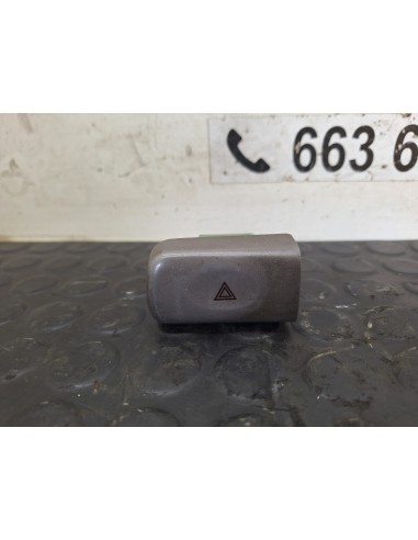 [112783] BOTON WARNING - NISSAN CABSTAR E...