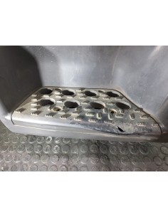 [112781] ESTRIBO DELANTERO IZQUIERO - NISSAN CABSTAR E...