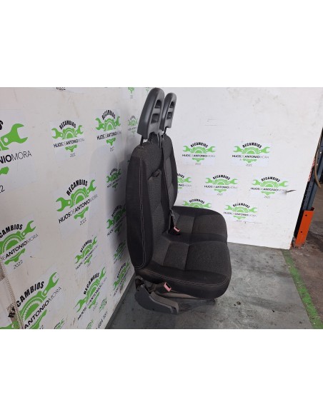 [112744] ASIENTO DELANTERO IZQUIERDO - FIAT DUCATO CAJA CERRADA 33, TECHO ELEVADO (06.2006)