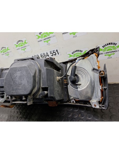 [112723] FARO IZQUIERDO - MAN F 2000 19.XXX