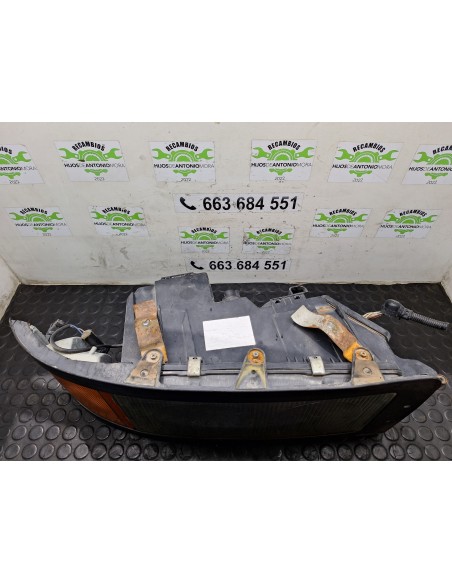 [112723] FARO IZQUIERDO - MAN F 2000 19.XXX