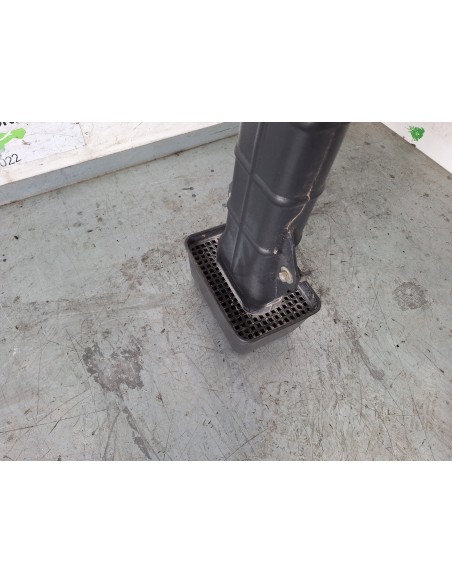 [112716] CHIMENEA FILTRO AIRE - NISSAN CABSTAR E (01/2002 - 12/2003)