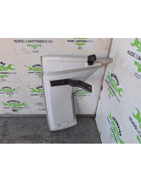 [112654] PICO SPOILER DERECHO - MERCEDES ACTROS 5 L-FAHRERHAUS 2-ACHSER BM 963