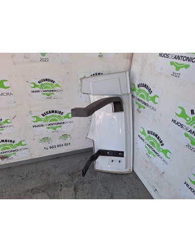 [112653] PICO SPOILER IZQUIERDO - MERCEDES...