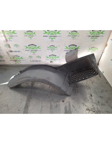 [112637] GUARDABARROS BAJO CABINA DERECHO -...