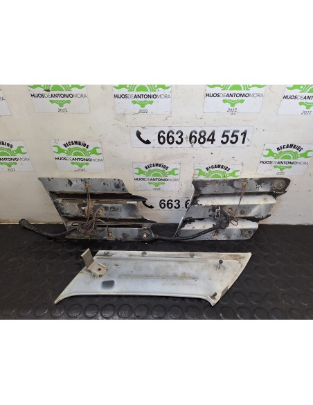 [112590] JUEGO DE MOLDURAS - VOLVO FH 12 ASTA 2001 E2 / E3