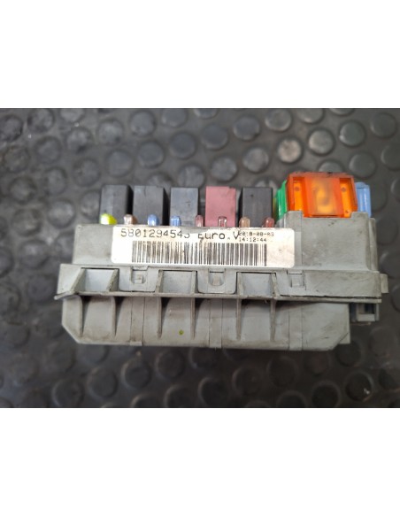 [112569] CAJA RELES / FUSIBLES - IVECO DAILY CAJA CERRADA