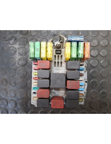 [112565] CAJA RELES / FUSIBLES - IVECO DAILY...