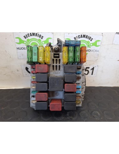 [112565] CAJA RELES / FUSIBLES - IVECO DAILY...