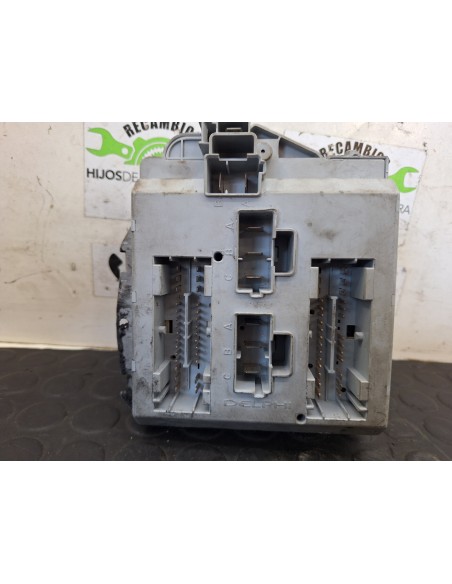 [112565] CAJA RELES / FUSIBLES - IVECO DAILY CONF. PAQUETERÍA (SOMMER) (01/2012 - ...)