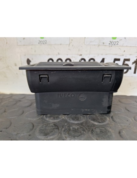 [112533] REJILLA AIREADORA - IVECO EUROCARGO TECTOR (01/2001 - 12/2003)