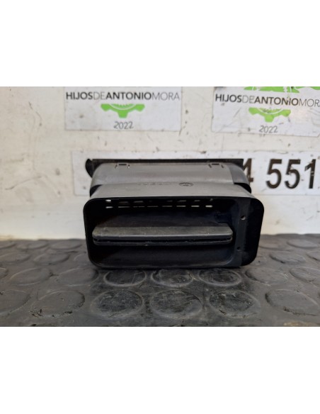 [112533] REJILLA AIREADORA - IVECO EUROCARGO TECTOR (01/2001 - 12/2003)