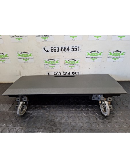 [112524] TAPA GUANTERA - IVECO EUROCARGO TECTOR (01/2001 - 12/2003)