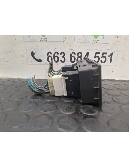 [112499] BOTONERA - IVECO EUROCARGO TECTOR (01/2001 - 12/2003)