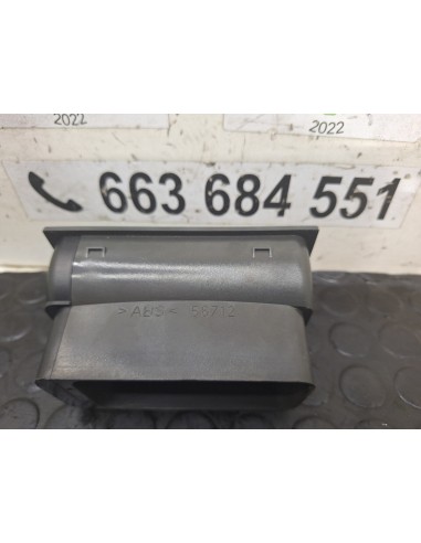 [112492] REJILLA AIREADORA - IVECO EUROCARGO...