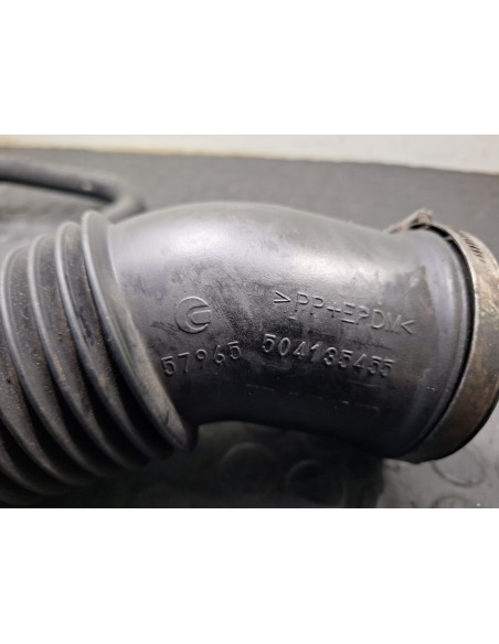 [112446] TUBO FILTRO AIRE - IVECO DAILY CAJA CERRADA