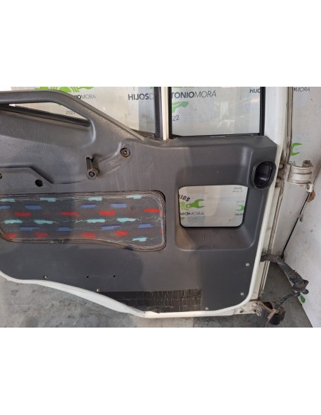 [112410] PUERTA DELANTERA IZQUIERDA - IVECO EUROCARGO TECTOR (01/2001 - 12/2003)