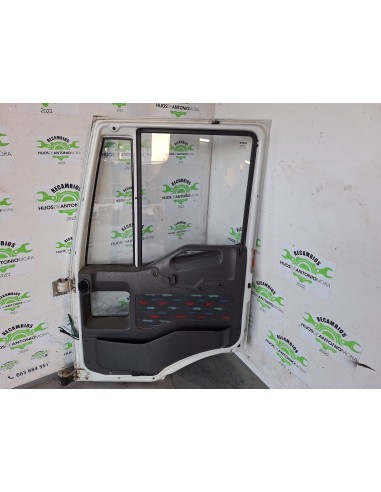 [112409] PUERTA DELANTERA DERECHA - IVECO...