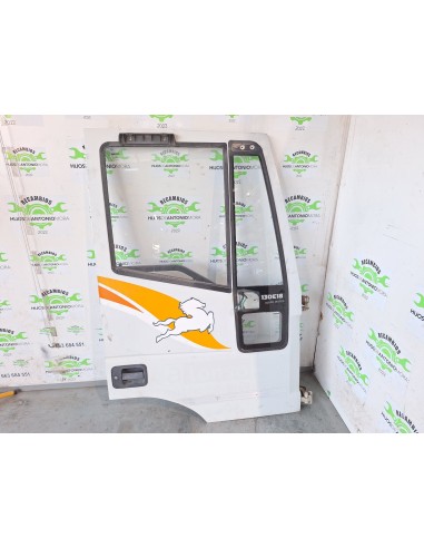 [112409] PUERTA DELANTERA DERECHA - IVECO...