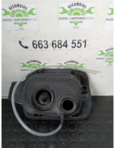 [112403] TAPA EXTERIOR COMBUSTIBLE - VOLKSWAGEN...