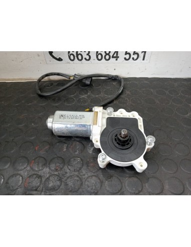 [112399] MOTOR ELEVALUNAS DELANTERO DERECHO -...