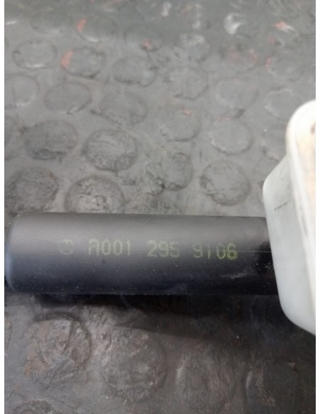 [112391] BOMBIN EMBRAGUE - MERCEDES ATEGO 2-EJES 18 T /BM 950/2/4 (01/1997 - 12/2004)