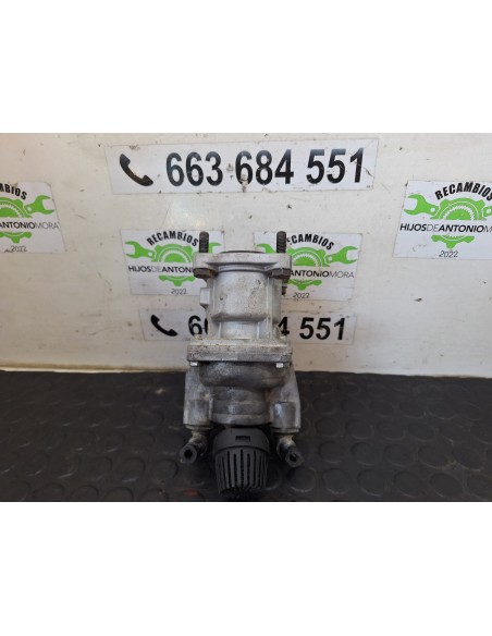 [112379] VALVULA PISADERA DE FRENO - MERCEDES ATEGO 2-EJES 18 T /BM 950/2/4 (01/1997 - 12/2004)