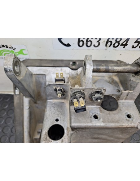 [112346] PEDALERA - MERCEDES ATEGO 2-EJES 18 T /BM 950/2/4 (01/1997 - 12/2004)