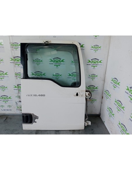 [112246] PUERTA DELANTERA DERECHA - MAN TGX 35.XXX (01/2007 - ...)