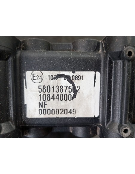 [112225] DESCONECTOR BATERIA  - IVECO EUROCARGO TECTOR (01/2001 - 12/2003)