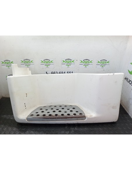 [112165] ESTRIBO DELANTERO IZQUIERO - MAN TGX 35.XXX (01/2007 - ...)