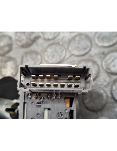 [112152] MANDO LIMPIA - OPEL VIVARO FURGÓN