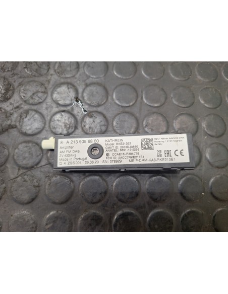 [112123] AMPLIFICADOR DE ANTENA - MERCEDES ACTROS 5 L-FAHRERHAUS 2-ACHSER BM 963